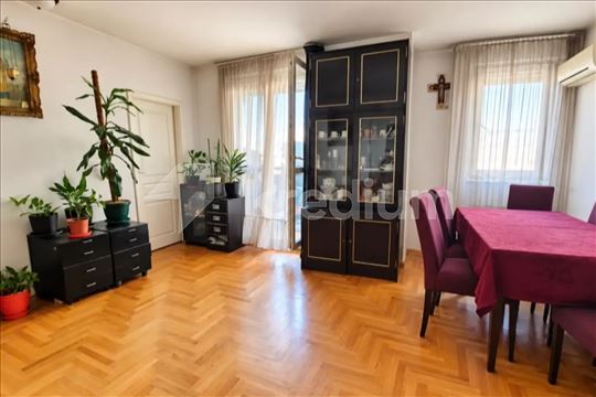 Porečka 01 I Palilula I Četvorosoban stan