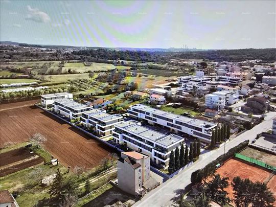 Prodaja stanova u novom stambenom kompleksu, Štinj