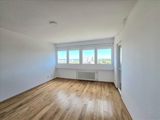 Top lokacija, kod Zire lux renoviran