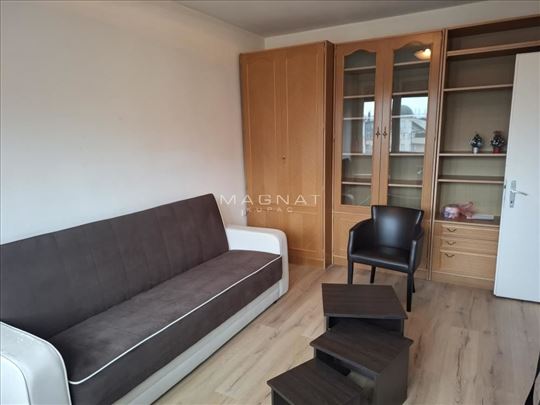 Vračar – kod Stomatološkog fakulteta ID#5874