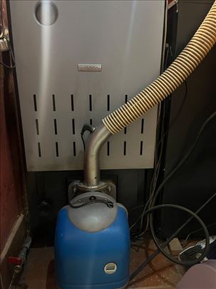 Bosch Solid 2000 B (27kW) + Ferroli Sun P7 gorioni