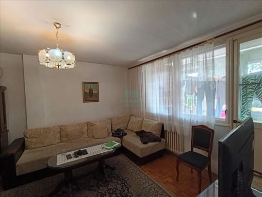 Useljiv, komforan, svetao, lođa