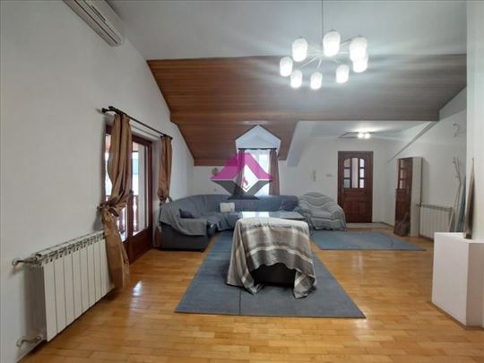 Voždovac, Mosorska, 3.0 stan u mirnoj ulici ID#163