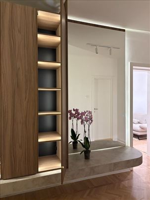 Dvosoban lux stan,moderno opremljen,renoviran