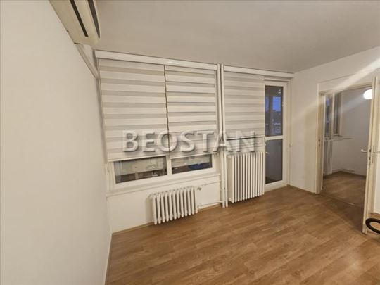 Novi Beograd - Fontana studentski grad #69382