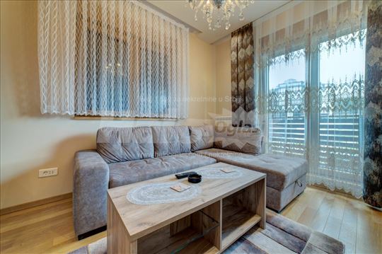 Retko u ponudi apartman u Kalmanu
