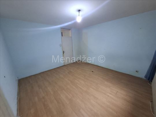 Banovo Brdo,park,44m2 2.0sob, vpr, izvorno , cg,fu