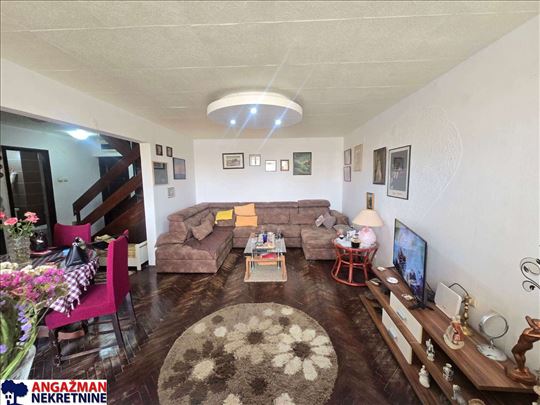 Novi Banovci, Kablar - 85kvm, duplex, uknjiženo