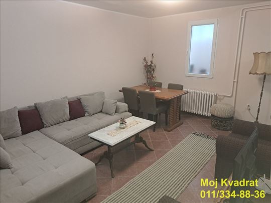 Novi Beograd, Blok 44 - Gandijeva