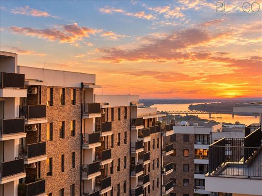 Penthouse sa pogledom na Dunav