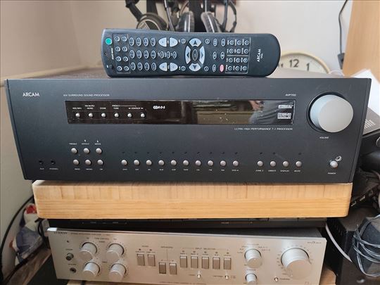 Arcam avp 700