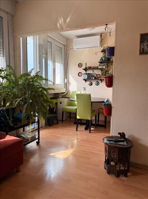 Fontana, blizu Studentskog grada 2 spavaće sobe 