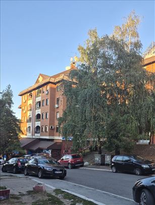 Prodaja uknjiženog 3. stana–Višnjička Banja, 68m2