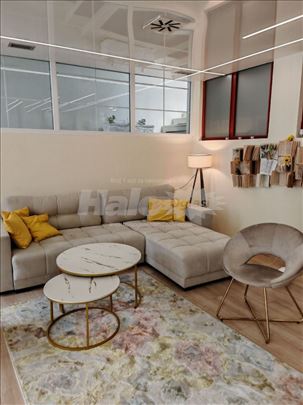 Moderan poslovni prostor 170 m² Niski troškovi