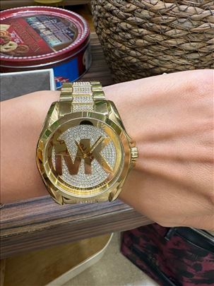 Nov Michael Kors sat