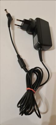 Adapter Delta Electronics 19V