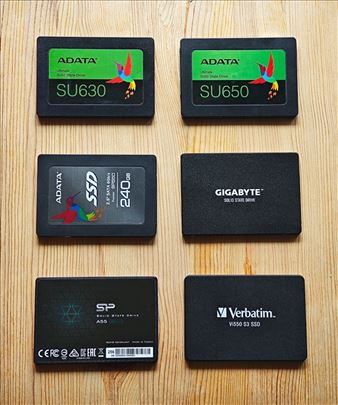 SSD 240GB/256GB 2.5 SATA III
