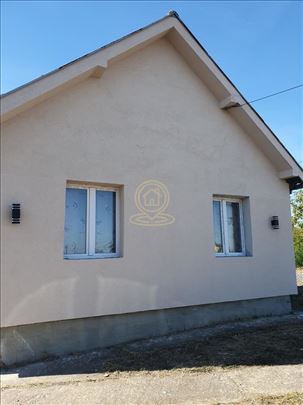 Kuća, 19km od Šapca, 65m2 na 10 ari placa