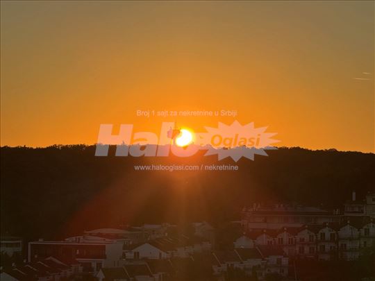 Dedinje, pogled na Košutnjak, zapad, namešten