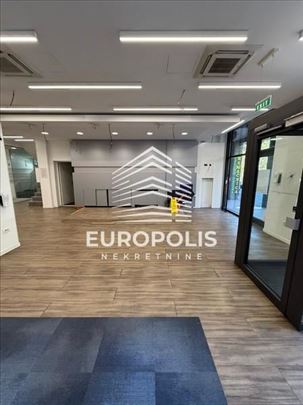 Ekskluzivan poslovni prostor kod Đerma ID#10620