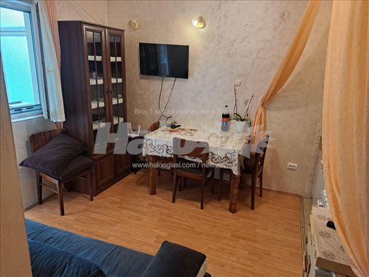 Funkcionalan namešten 1.5 stan sa malim troškovima