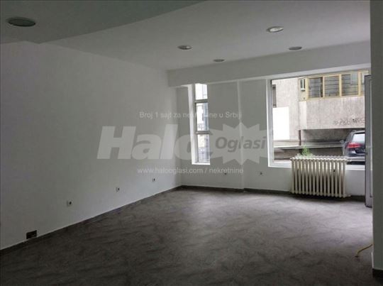 Lokal, površine 35m2, Durmitorska