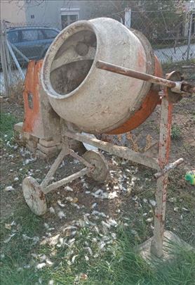 Mešalica za beton