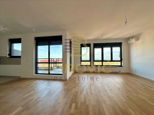 Stara Karaburma, 124m2, penthouse, pogled na Dunav