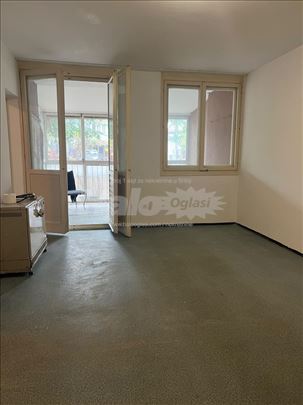 Dvosoban stan na prvom spratu, 62 m², Resnik
