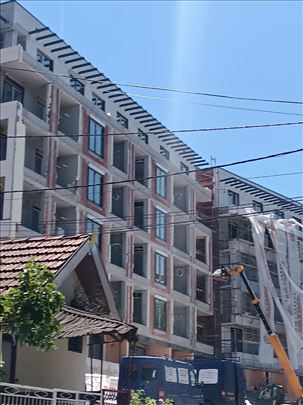 Iznad japanskog vrta/ uskoro useljivo 