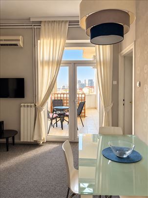 Kraljice Natalije - Svetao - Pet friendly - 3.0