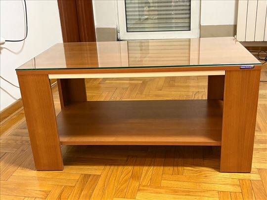 Klub stočić sa staklom