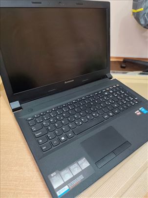 Lenovo B50-80/I5-5gen/8GB RAM/SSD 240GB/Punjač