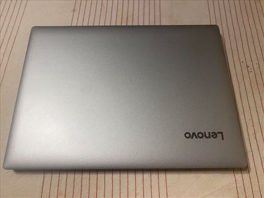 Lenovo V230 14 FHD | AMD A9, 4GB DDR4 | Odlična b