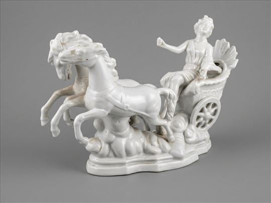 Stara porcelanska figura - ARPO