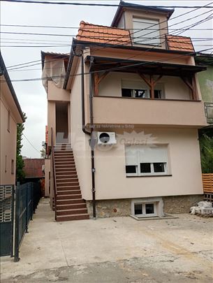 56m²+8m²terasa,parking,komplet nov i opremljen..