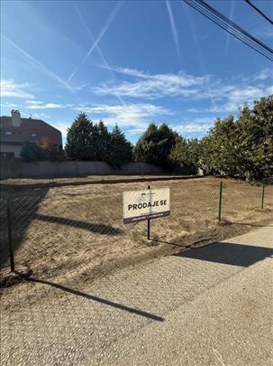 Ledine-Plac 6 ari-Gradjevinsko zemljište-Uknjižen 