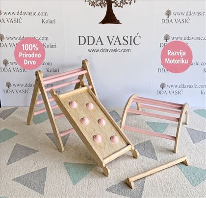 Pikler trougao roze sa rampom i lukom 137€