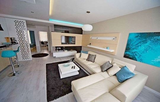 Centar, renoviran, jako lepo sređen, ID 6707