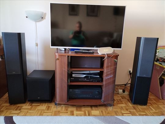 Odlično očuvan 5.1, prvi vlasnik kupljen u 4audio 