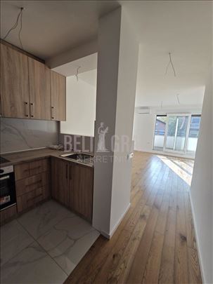 Retko u ponudi – Voždovac, Kumodraška, 60 m², 3.0,