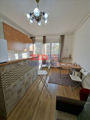 Dvosoban namešten stan, centar Zemuna, CG