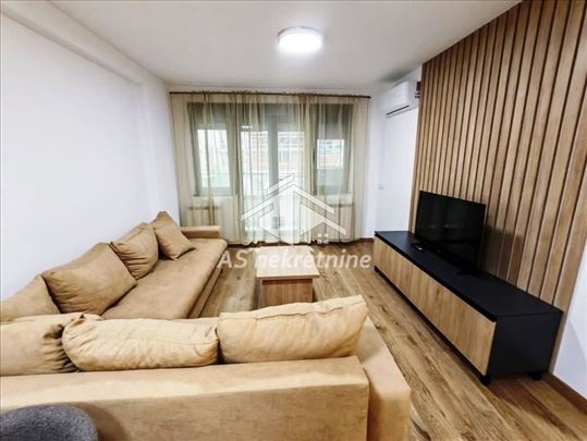 Beograd, Saobraćajni Fakultet, Stan, 3.0, 66m2