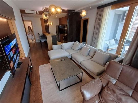 Lux stan sa garažom, Skyline Residence, ID 5777