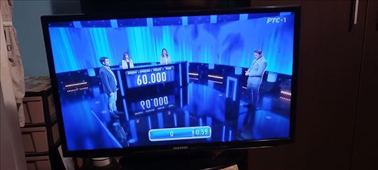 Samsung LED TV 32 UE32EH5000W – sa postoljem