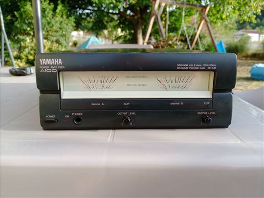 Yamaha A100 pojacalo