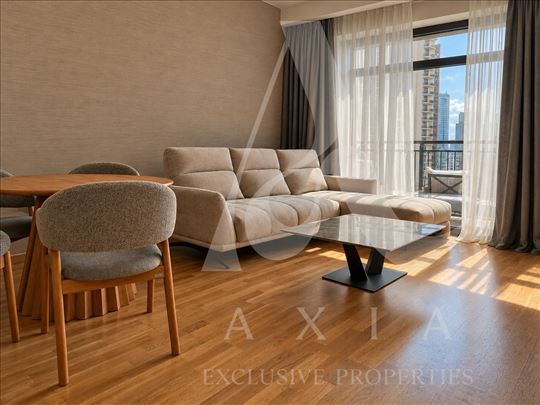 BW Vista | Elegantan trosoban stan sa garažom