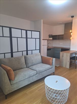 JEDINSTVENA ponuda!Park Vila Residence,svetao,lux!