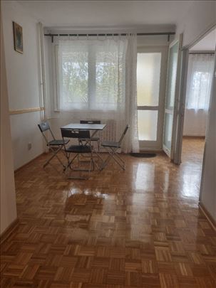 Trosoban stan 71 m² + terasa 9,5 m² – Zemun