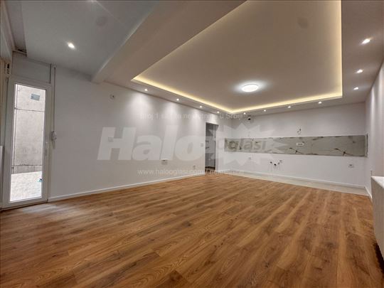 Medaković 2 - kompletno renoviran 57 m²
